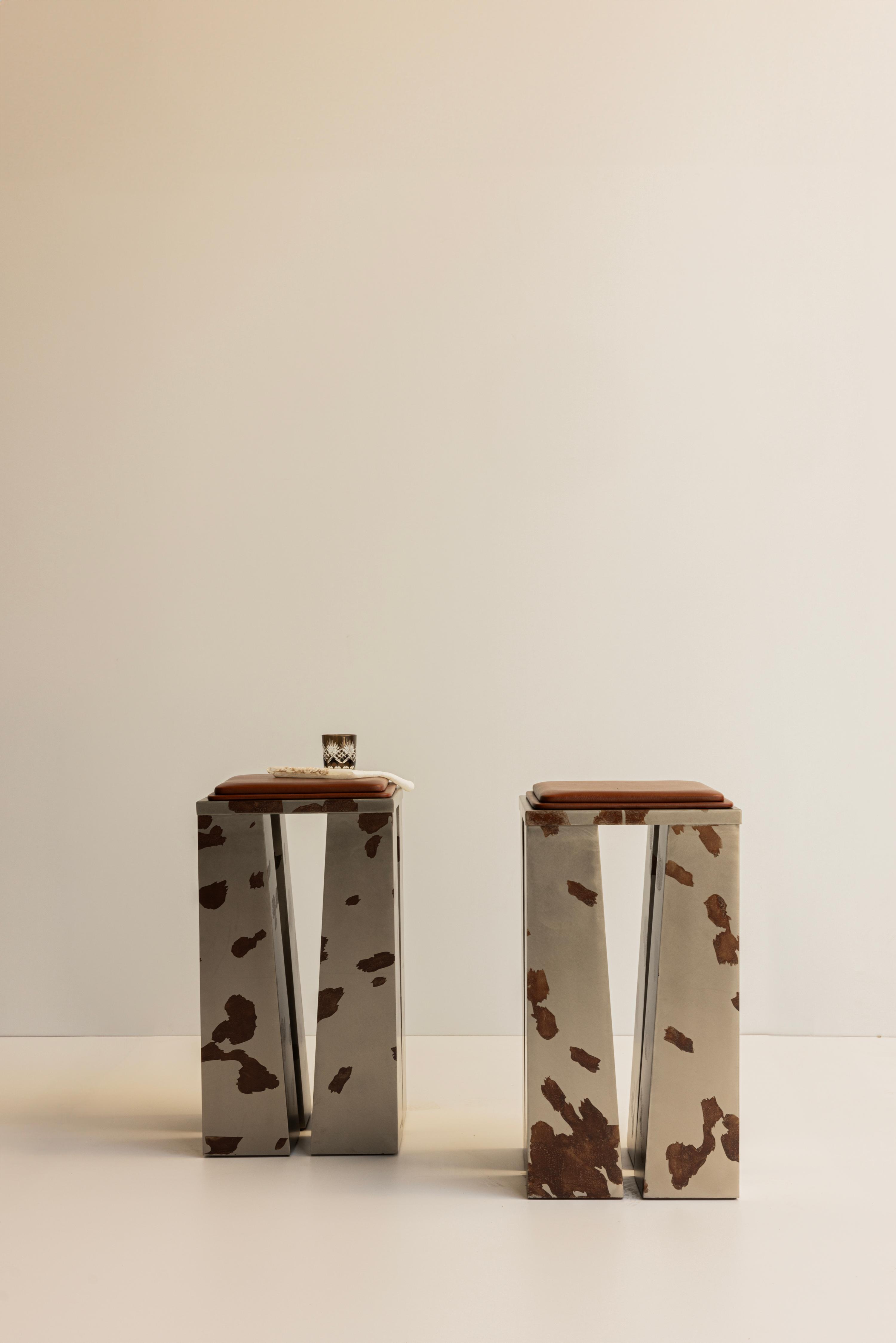 COWGIRL STOOL – Toro Manifesto