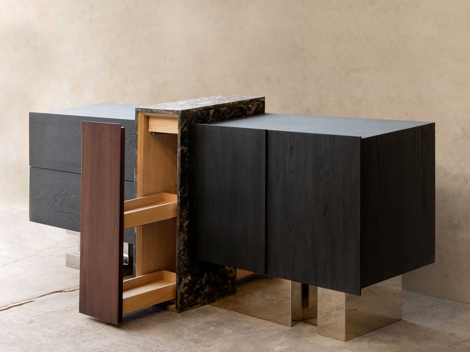 GREENWICH CHEST