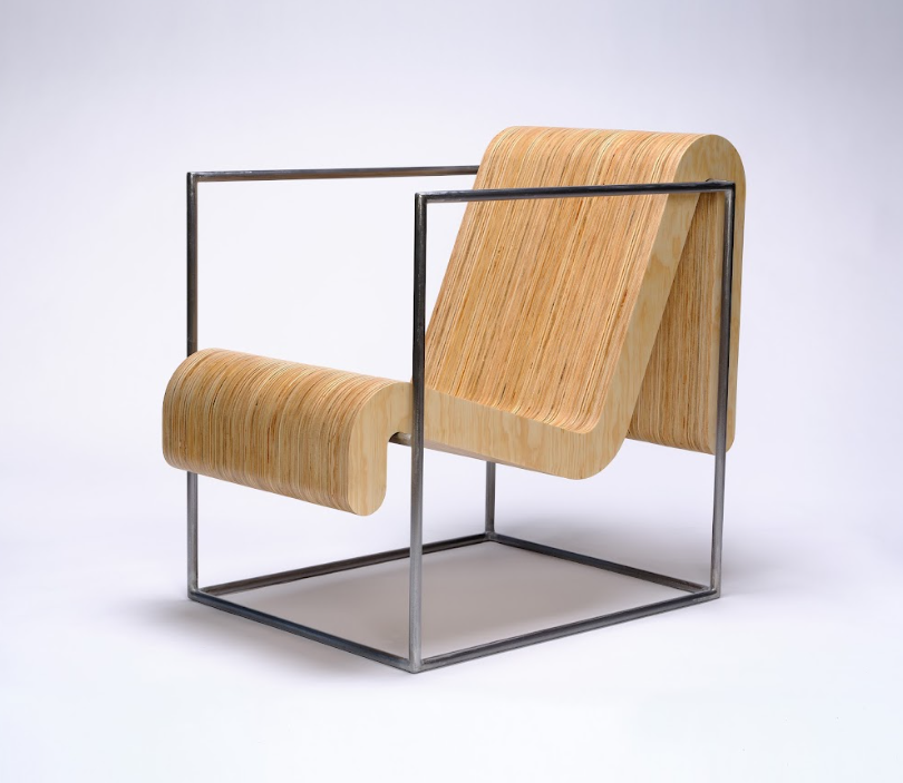 SIEMBRA LOUNGE CHAIR