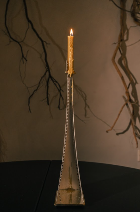 PARARAYOS CANDLE HOLDER