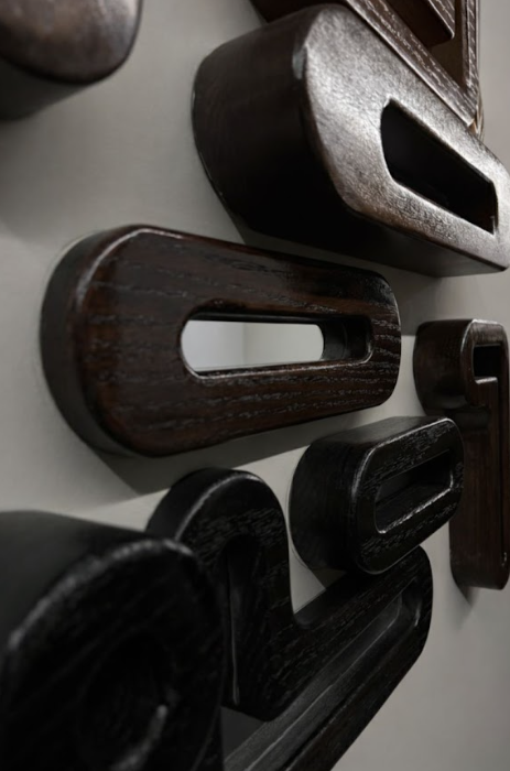 DROPS FROM COLOR MIRROR