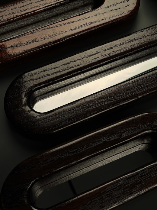 DROPS FROM COLOR MIRROR