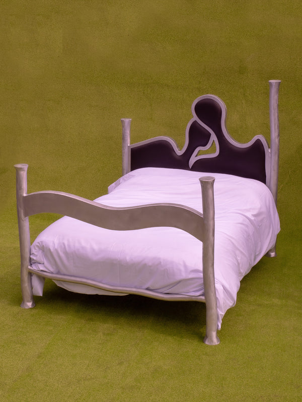 DREAM REALITY BED
