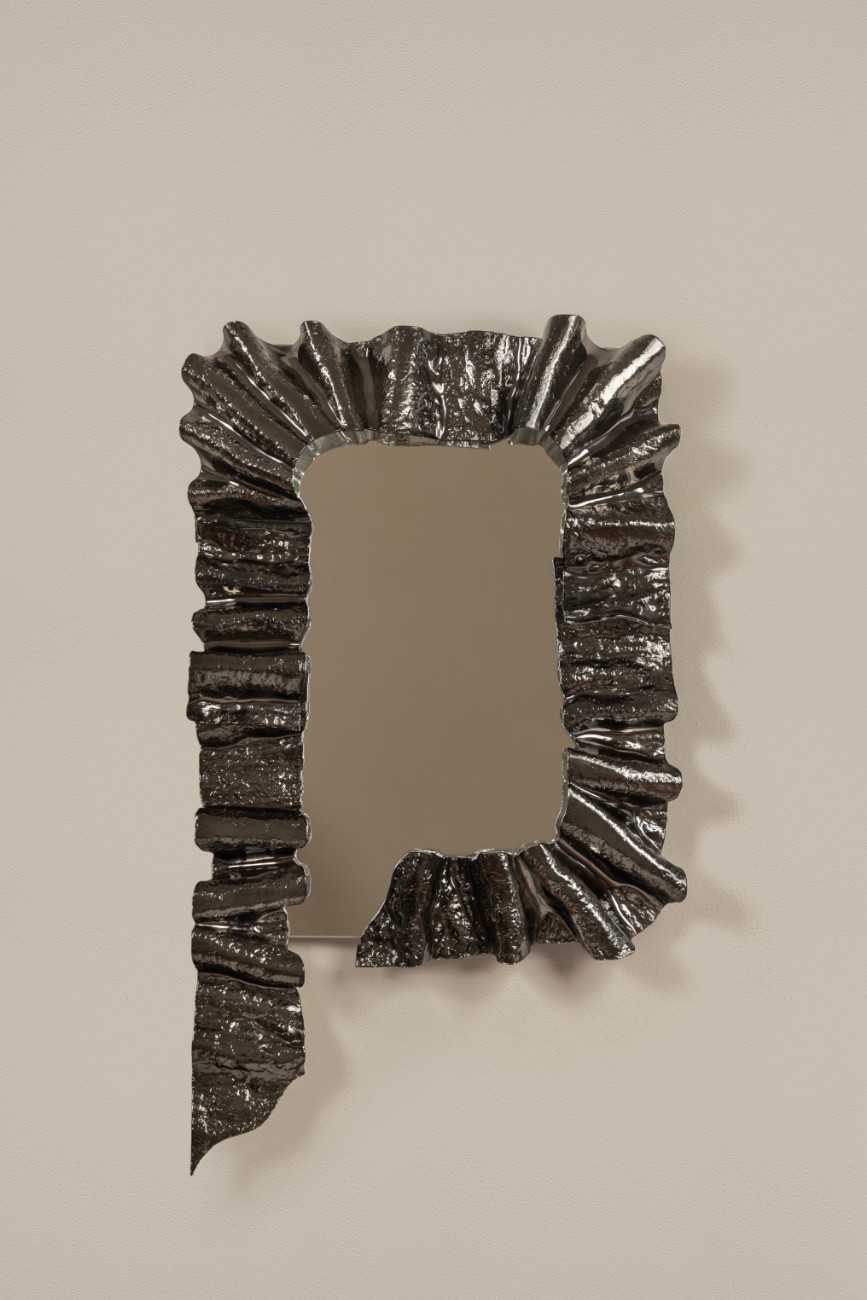 UNROLL WALL MIRROR