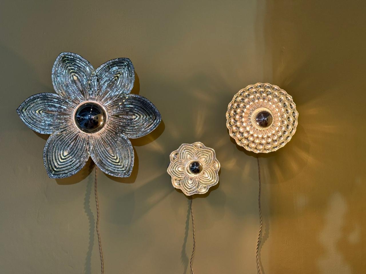 DAHLIA WALL LAMP