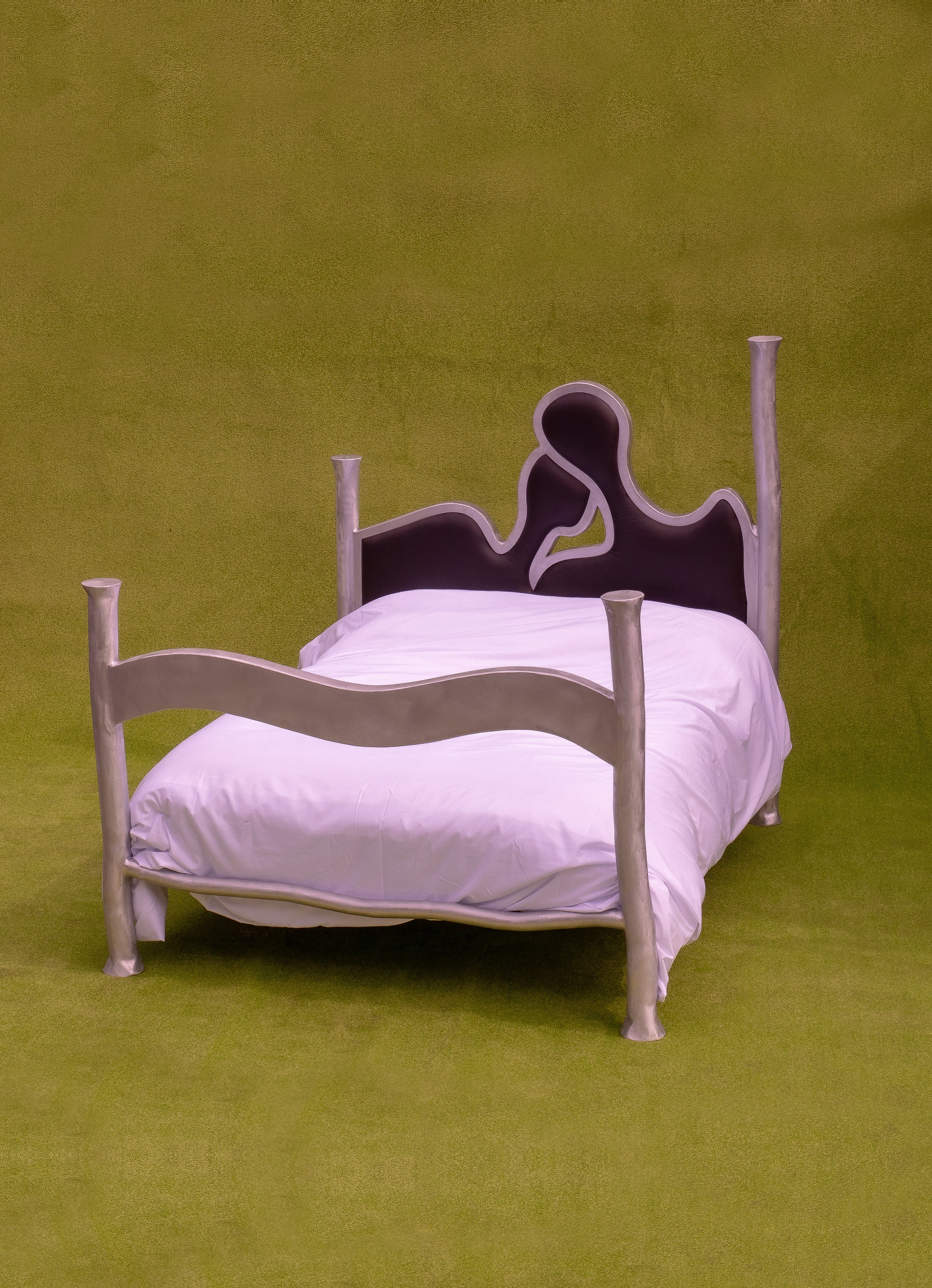 DREAM REALITY BED