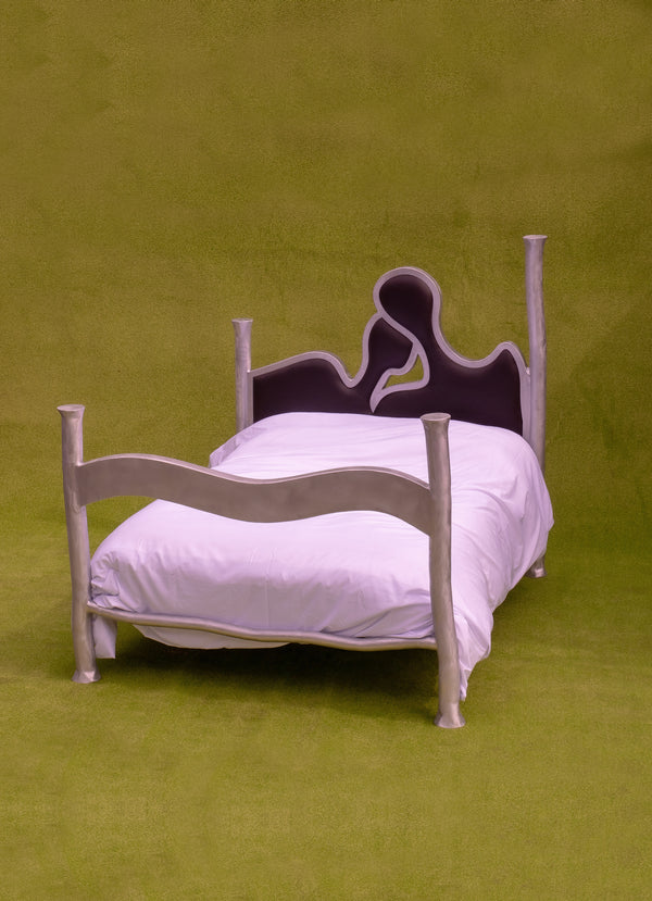 DREAM REALITY BED